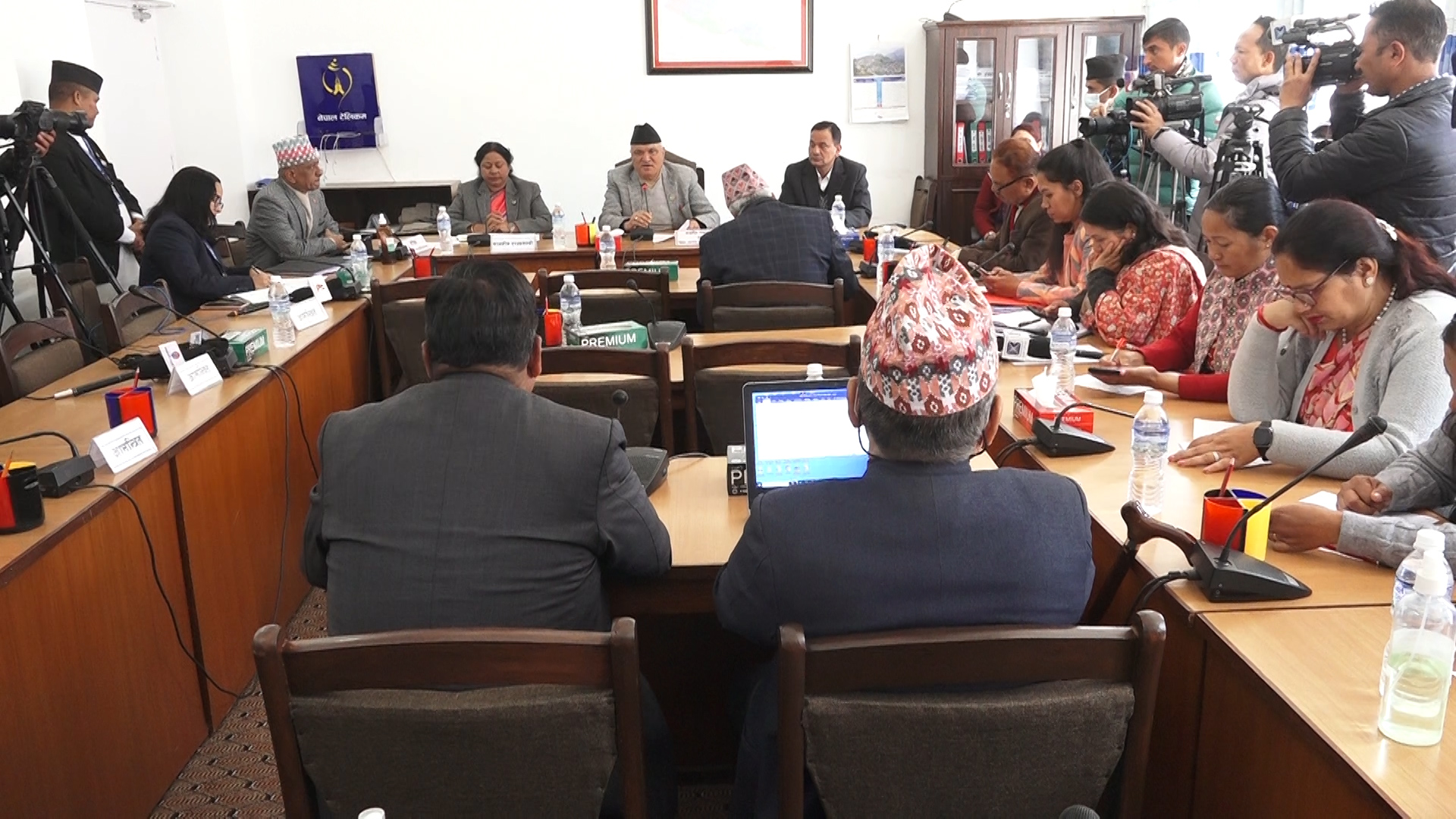 उपकुलपतिको ‘सर्टलिस्ट’मा विवादित व्यक्ति परेकोबारे पुनर्विचार गर्न संसदीय समितिको ध्यानाकर्षण