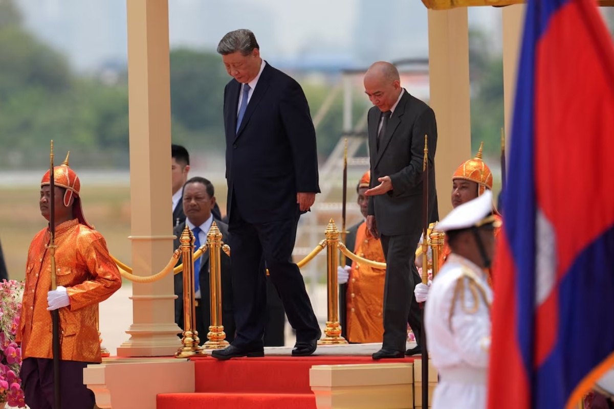 चिनियाँ राष्ट्रपति सी जिनपिङ कम्बोडिया भ्रमणमा