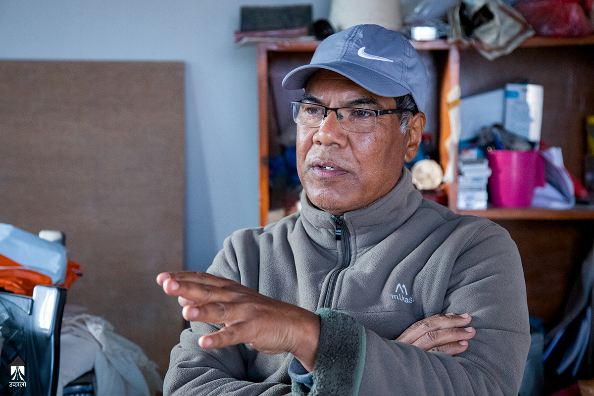 हातबुना कपडा जोगाउन संघर्ष गरिरहेका किरण