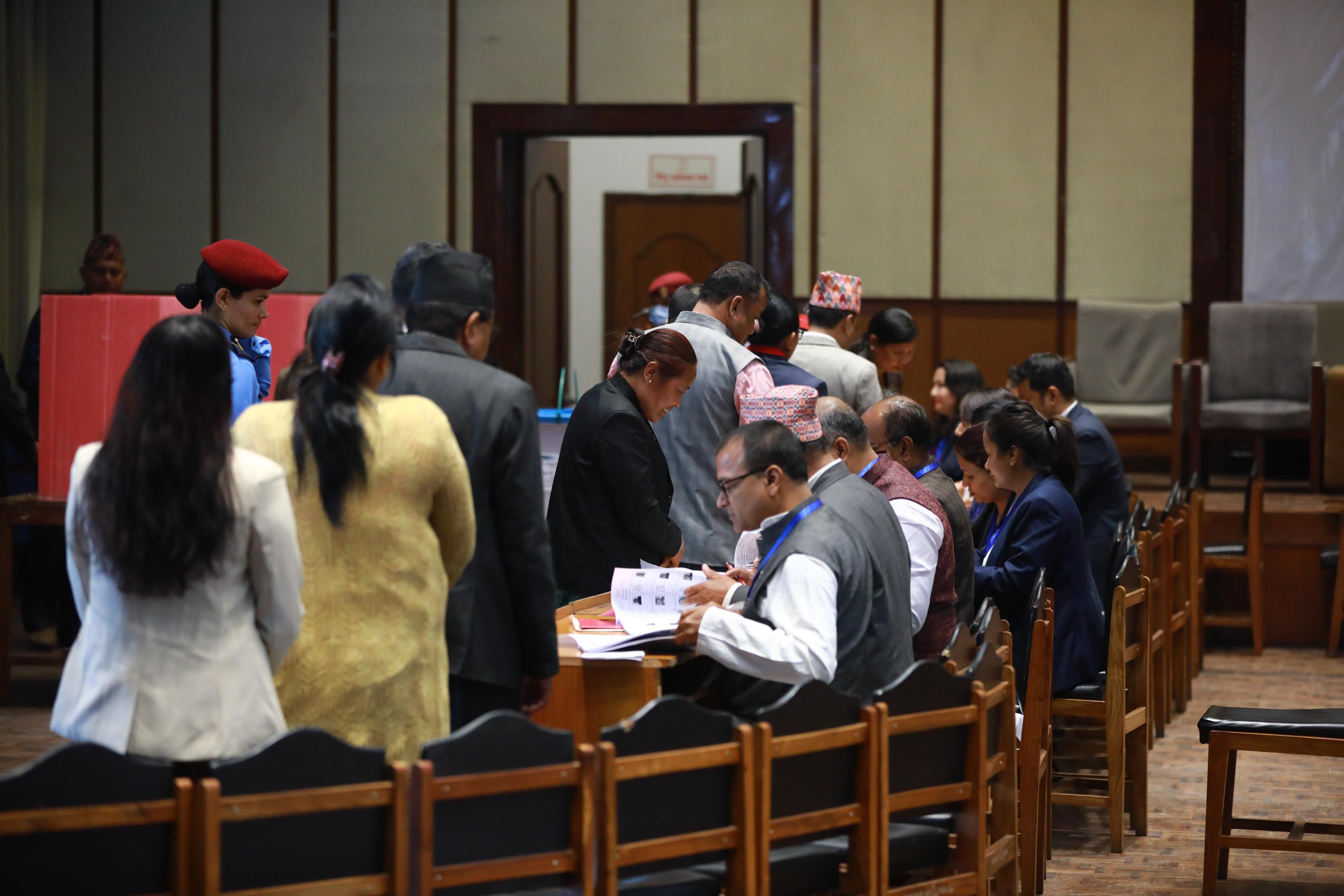 उपराष्ट्रपति निर्वाचन : मतदान सम्पन्न, परिणाम केहीबेरमा