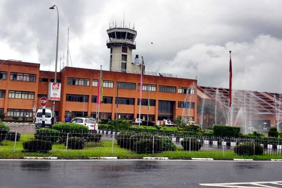 वैदेशिक रोजगारीः विदेशबाट फर्किंदा मोबाइल, टीभी र सुन के–कति मात्रामा ल्याउन पाइन्छ, थाहा पाउनुस्