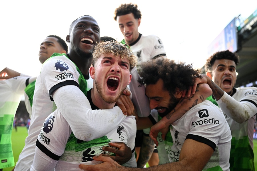 एस्टन भिल्लासँग आर्सनल पराजित, लिभरपुल शीर्षस्थानमा उक्लियो