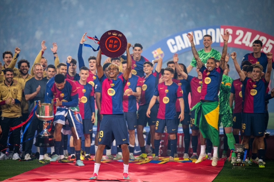 च्याम्पियन बार्सिलोना भिल्लारियलसँग ३–२ ले पराजित