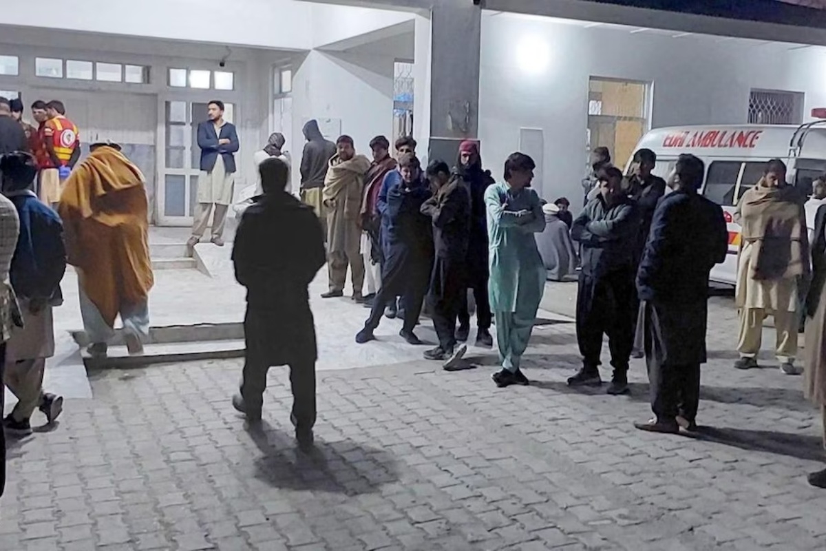 पाकिस्तानमा बसमा गोली चल्दा ४२ जनाको मृत्यु