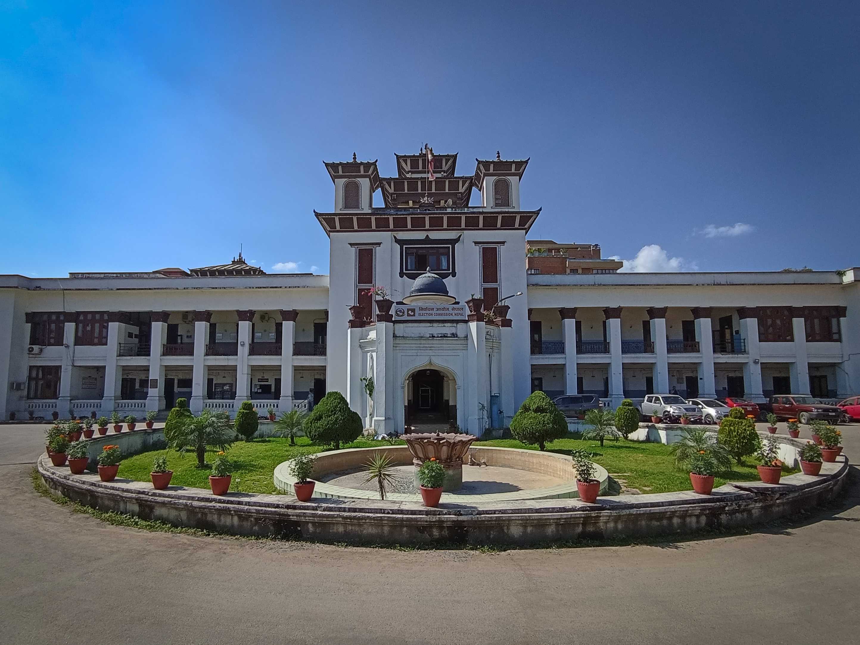 सरकारी शिक्षकको दलिल– ट्रेड युनियनमा रहेकाले प्रचार गर्न किन नपाउने?