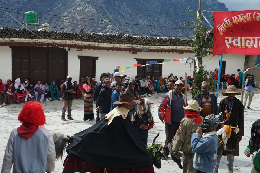 युवा नहुँदा मुस्ताङको ठिनीमा मेला धान्नै मुस्किल