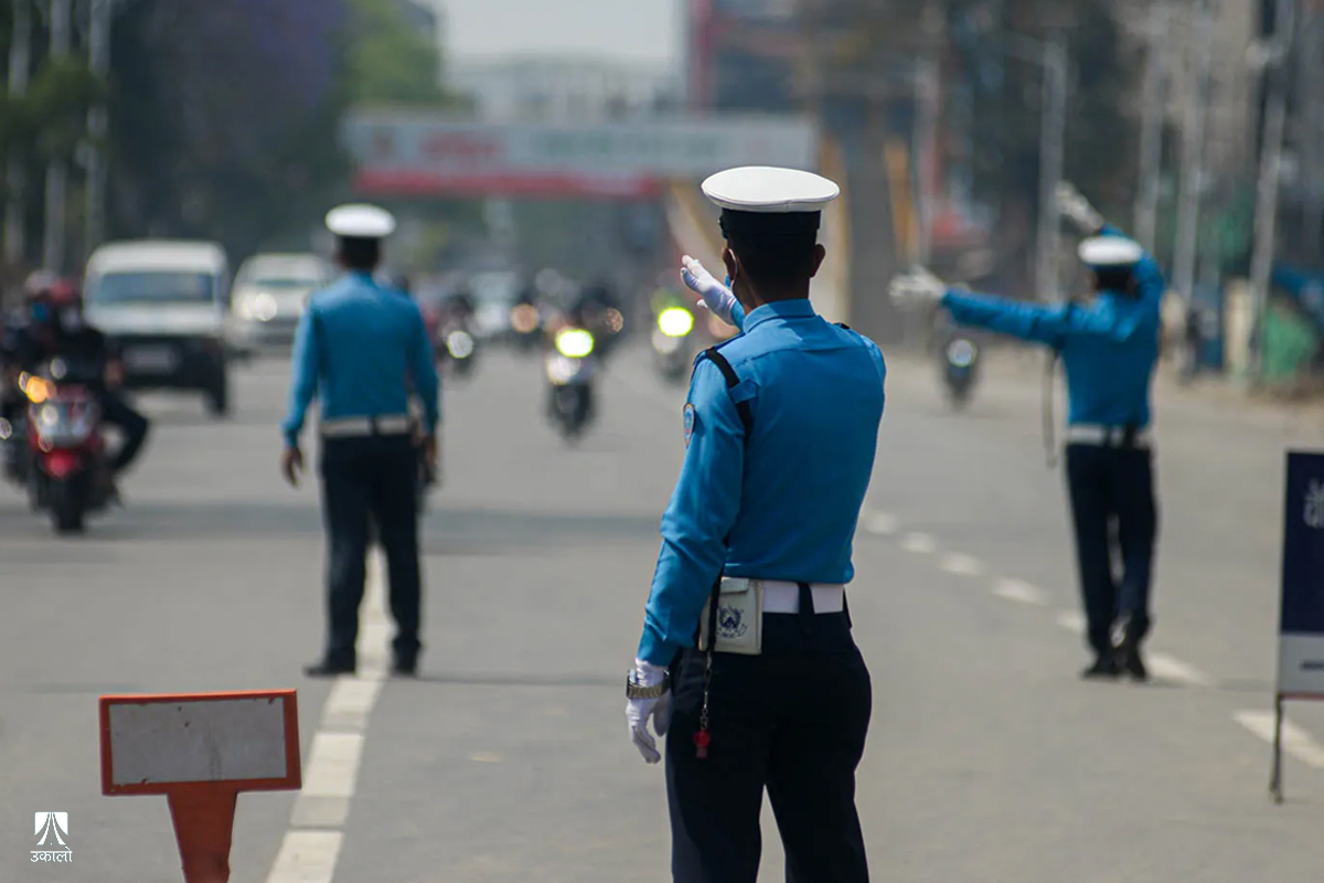 ट्राफिक नियम उल्लंघन गर्नेलाई ‘डिजिटल चिट’, नागरिक एपबाट जरिबाना भुक्तानी