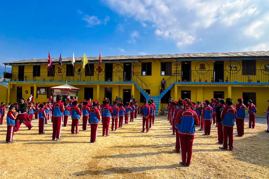 सामुदायिक विद्यालय सुधार्दै गलकोट 