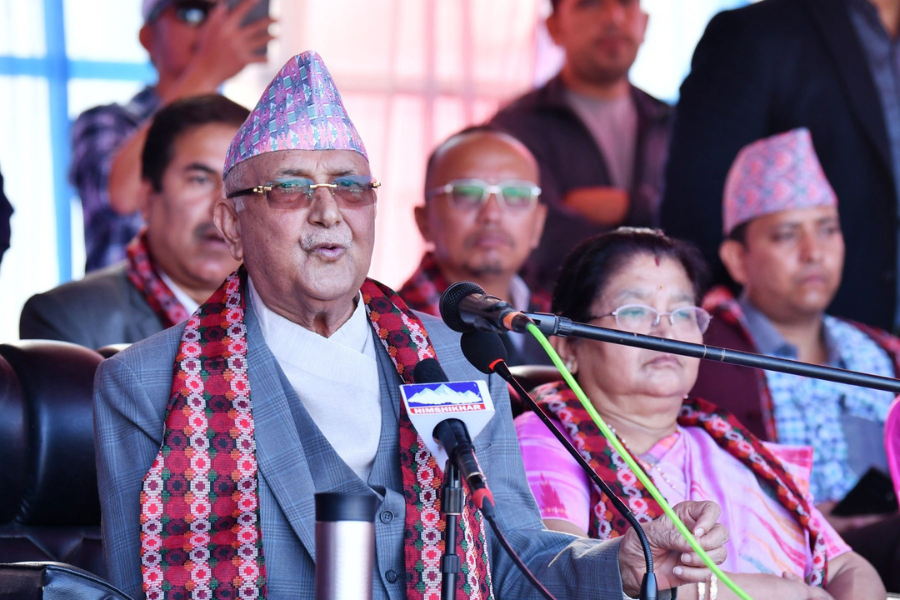 घोषणापत्र सार्वजनिक गर्दै एमाले