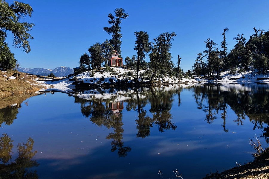 बराह तालमा बढ्यो पर्यटकको चहलपहल