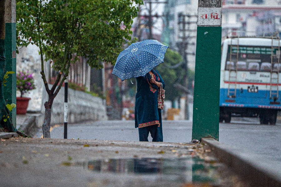 काठमाडौँसहित देशका विभिन्न स्थानमा बिहानैदेखि वर्षा