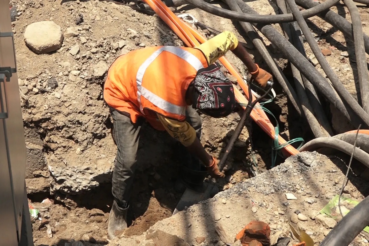 पोखरामा विद्युतीय तार भूमिगत आयोजनाको ठेक्का अवधि सकिँदा प्रगति ४० प्रतिशत