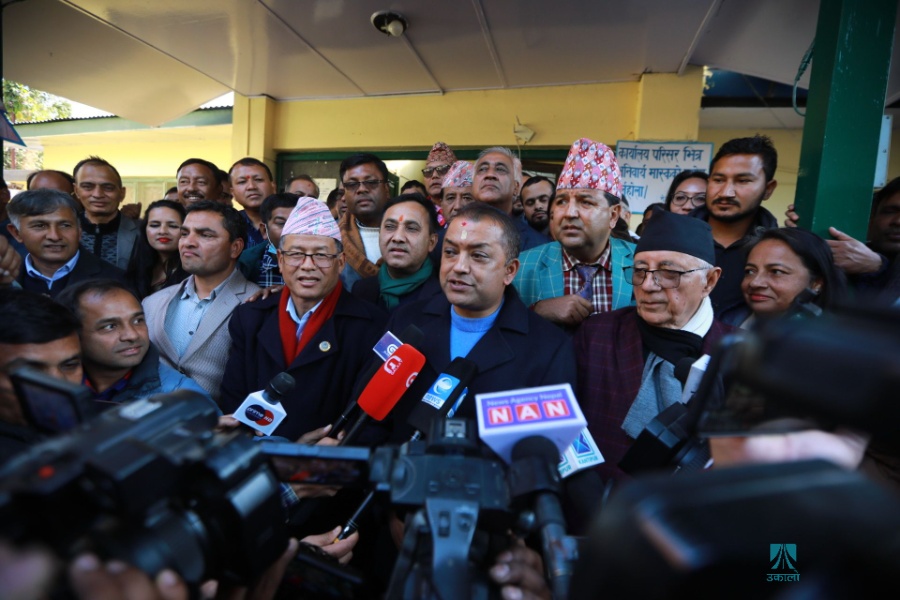 के कांग्रेसमा पुस्तान्तरणको ढोका खुलेकै हो?