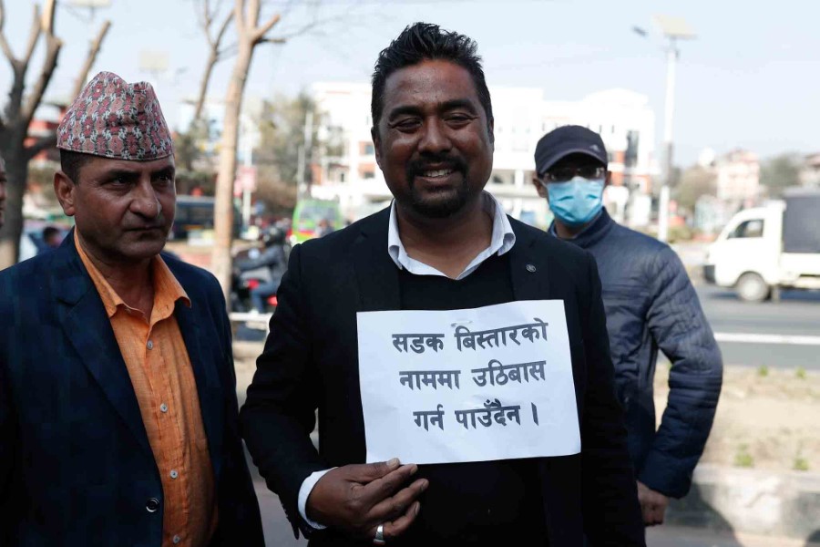 ‘बालेनविरुद्ध’ सुमन सायमिको आन्दोलन : ‘महानगर पीडित’लाई भर कि चर्चाको भोक!