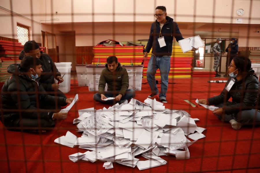 उदयपुरमा १५ उम्मेदवारद्वारा पुनः मतदानको माग, मतगणना राेकियाे