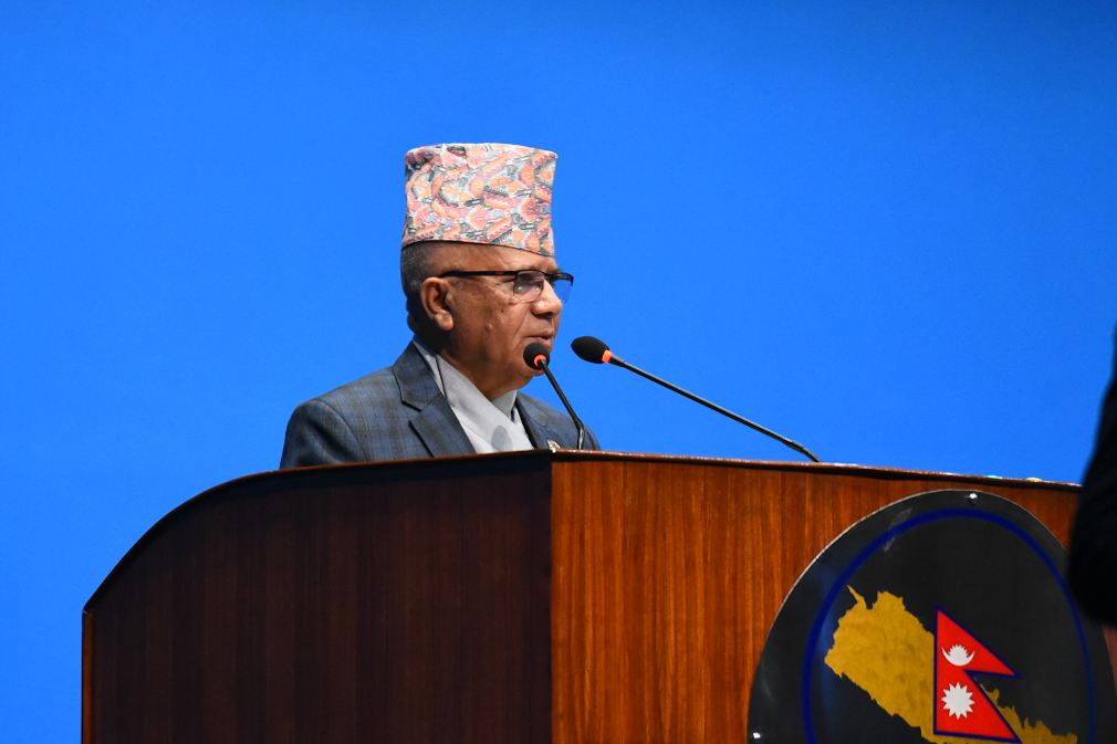 प्रधानमन्त्रीलाई विश्वासको मत दिने र प्रतिपक्षमा बस्ने एकीकृत समाजवादीको निर्णय