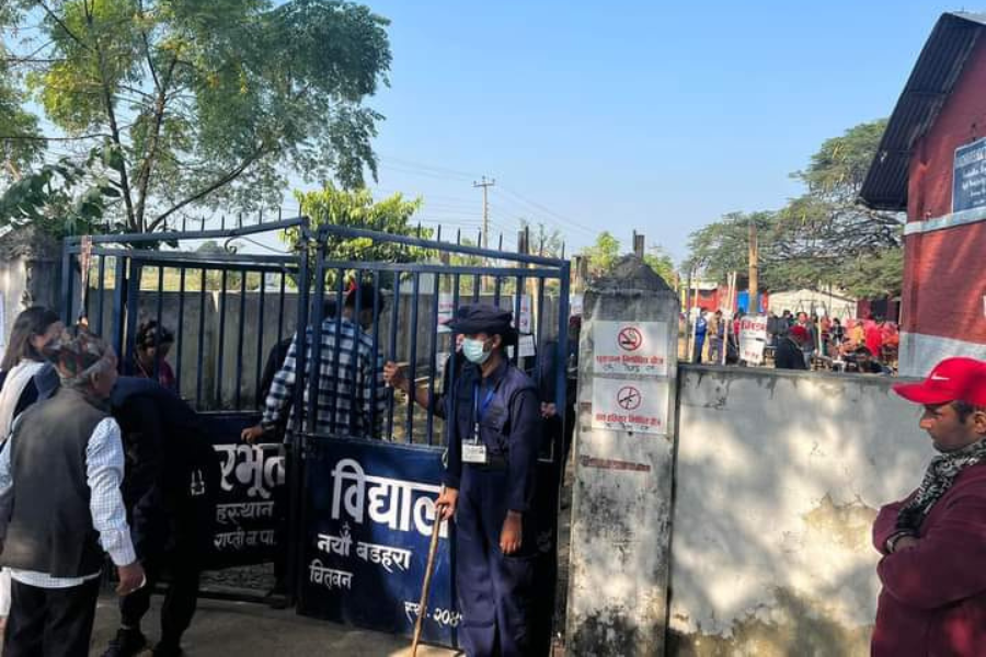 ११ जिल्लाका २४ मतदानस्थलमा ९९ राउन्ड हवाई फायर