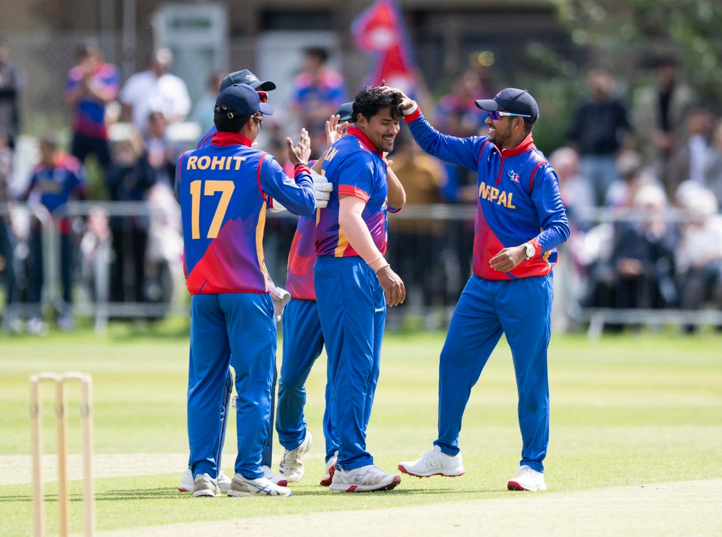 नेपाललाई जितका लागि १७५ रनको लक्ष्य