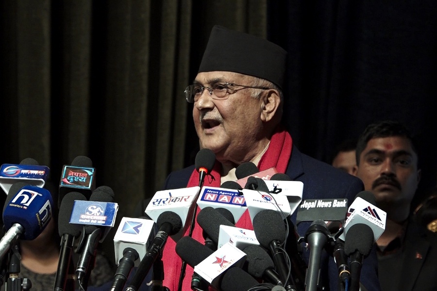 भित्र र बाहिरका शक्तिहरू देशलाई बरबाद पार्न क्रियाशील छन् : केपी ओली