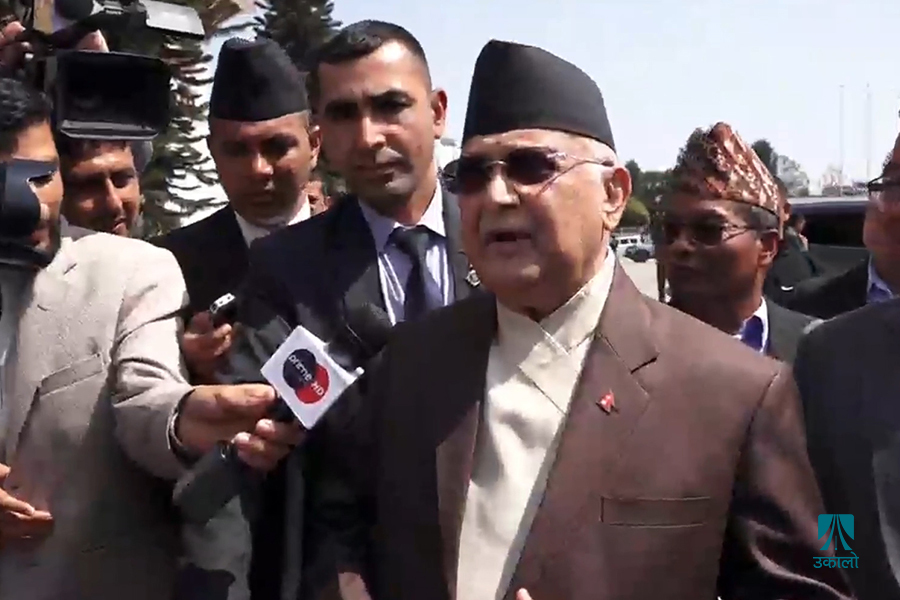 ‌ओली भन्छन्– एमाले र काँग्रेस एक ठाउँमा नहुने भनेर कसम खाएका छैनौँ 