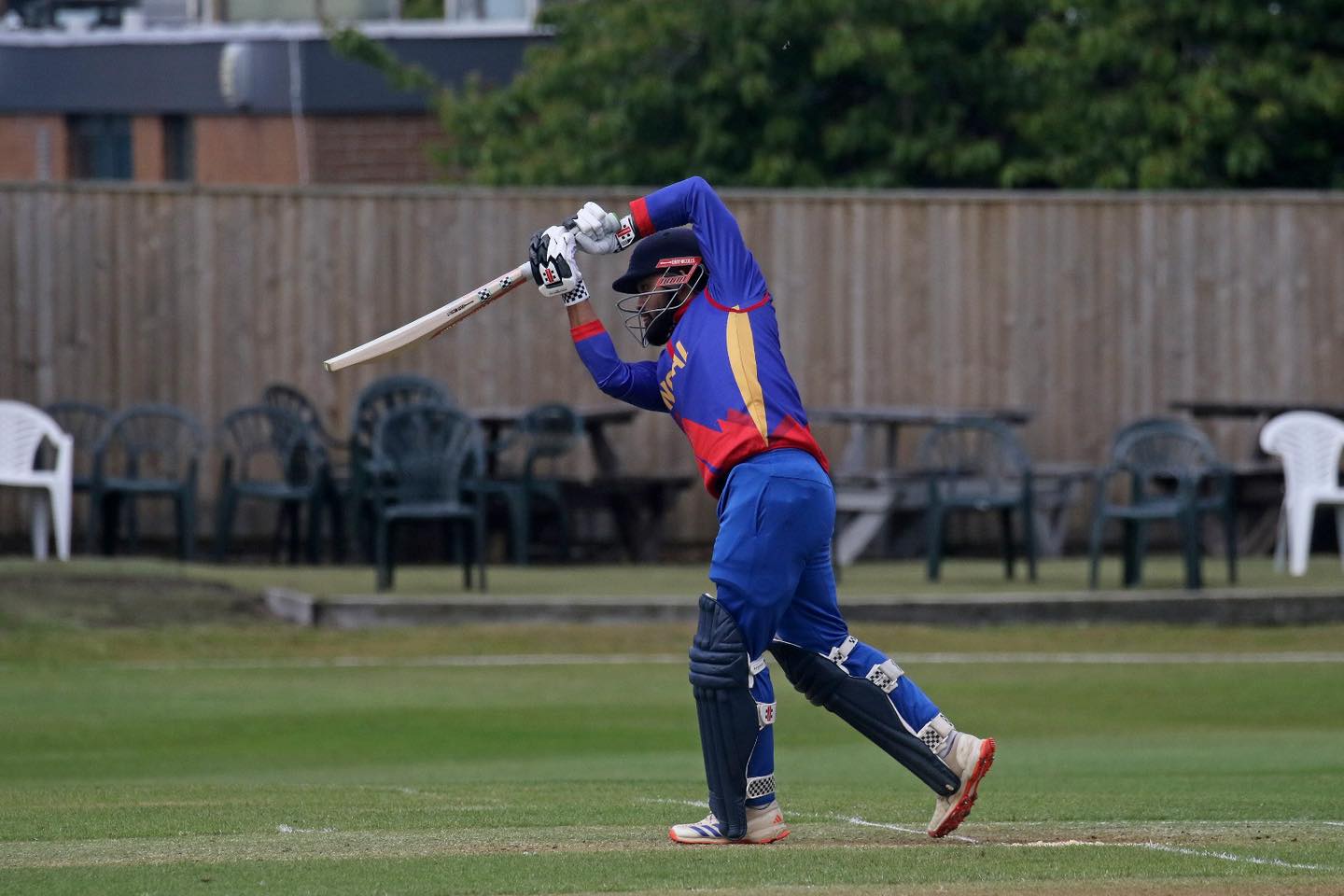 स्कटल्यान्डविरुद्ध ९८ रनको लक्ष्य पछ्याउँदै नेपाल