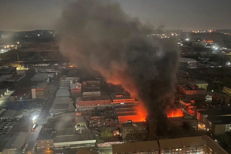 जोहानेसवर्ग आगलागी: १२ बालबालिकासहित ७६ जनाको मृत्यु