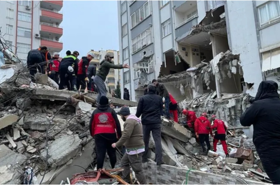 टर्की र सिरियाको सीमामा विध्वंसकारी भूकम्प : १७५ जनाको मृत्यु, ६०० बढी घाइते