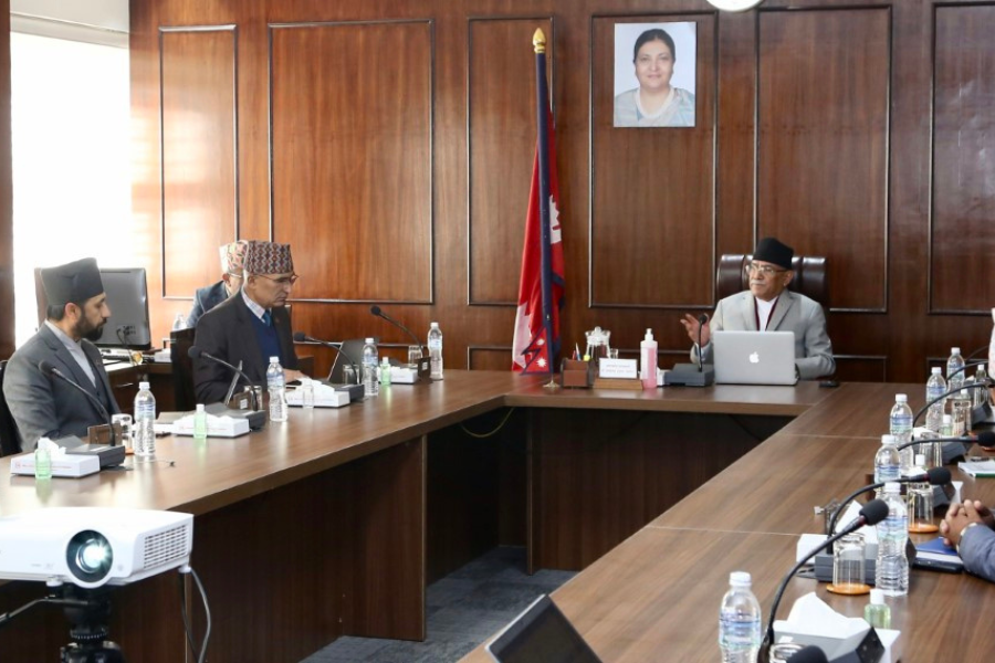 तोयम रायालाई अर्थ सचिव बनाउने सरकारको निर्णय, राजस्व सचिवमा घिमिरे