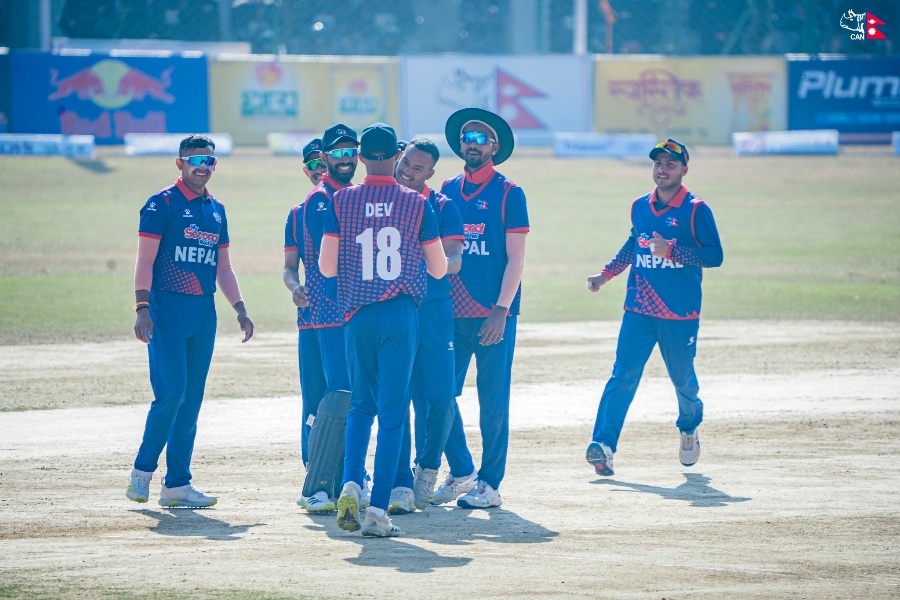 डेब्यु खेलमै हेमन्तको ३ विकेट, क्यानडाले नेपाललाई दियो २३३ रनको लक्ष्य