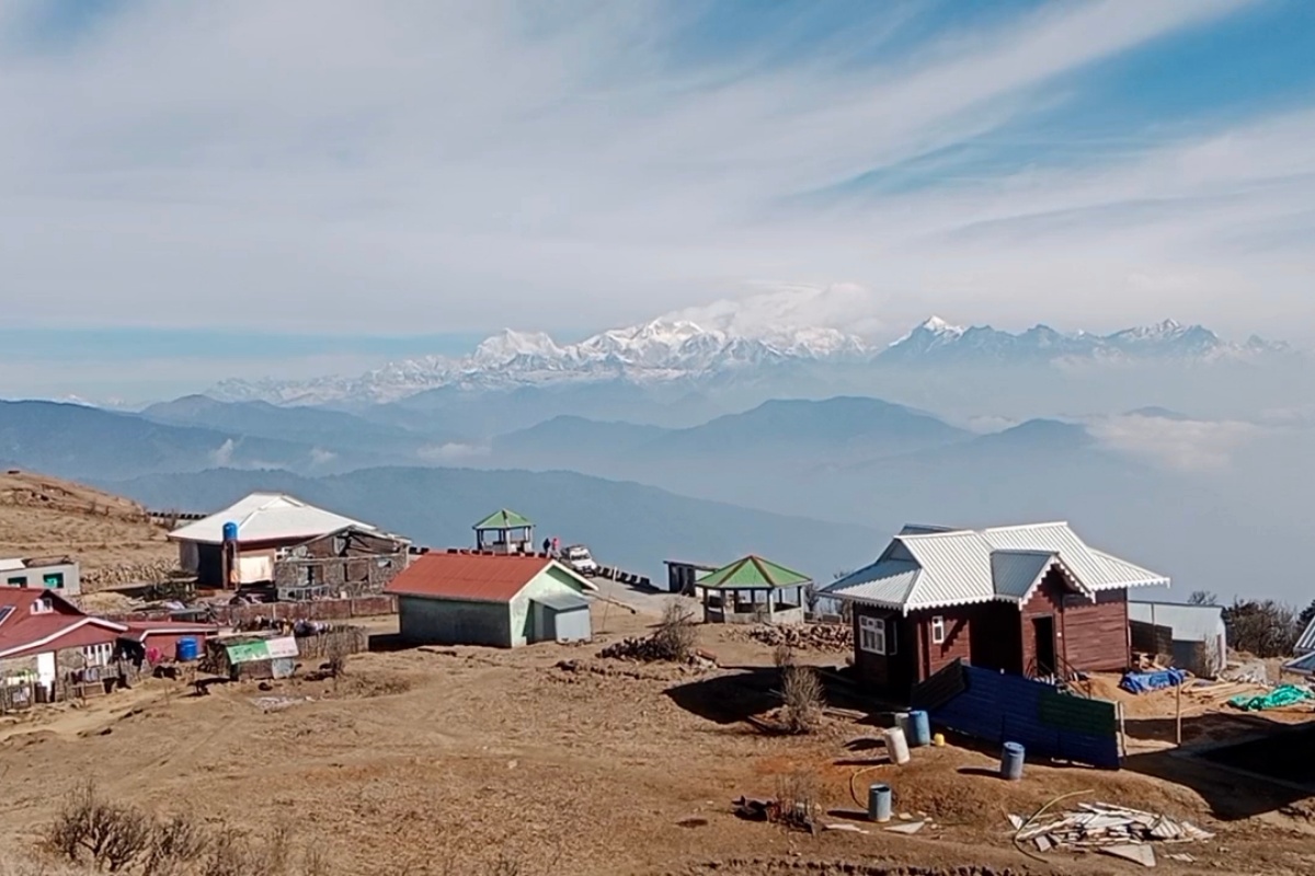 इलामका सीमावर्ती गाउँमा विद्यालय नहुँदा भारत गएर पढ्नुपर्ने बाध्यता