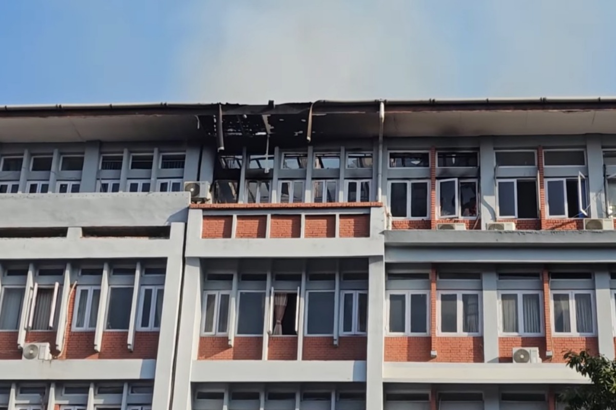 सिंहदरबारस्थित खानेपानी मन्त्रालयमा आगलागी