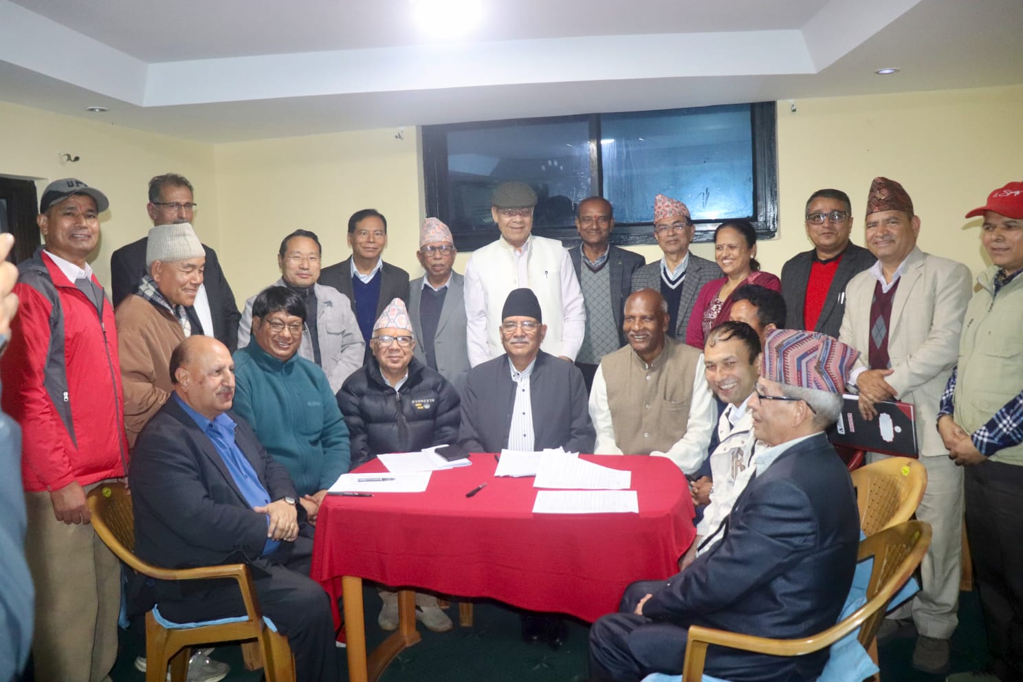 ८ वामपन्थी दलबीच एकता सहमति, बुधबार संयुक्त सम्मेलन गरी घोषणा गर्ने