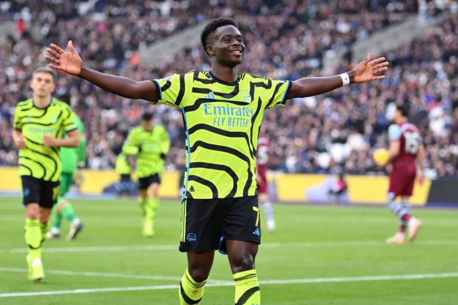 प्रिमियर लिगमा म्यानचेस्टर युनाइटेड र आर्सनलको जित