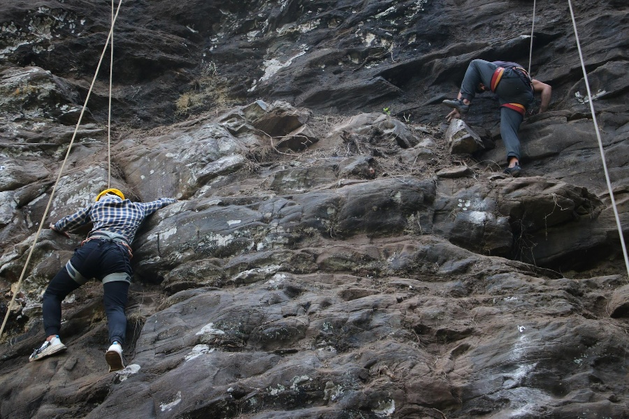 'रक क्लाइम्बिङ' गर्न जाने होइन दोलखा?