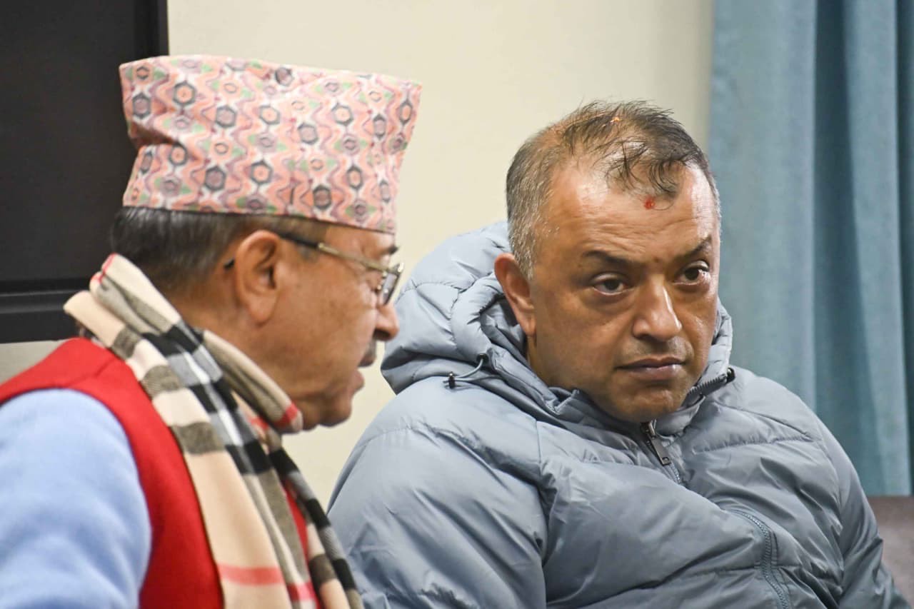 कांग्रेस विवाद नयाँ माेडमा: वैशाखमा महाधिवेशन गर्ने बहुमतको निर्णयमा विशेष महाधिवेशन पक्षधरको असहमति