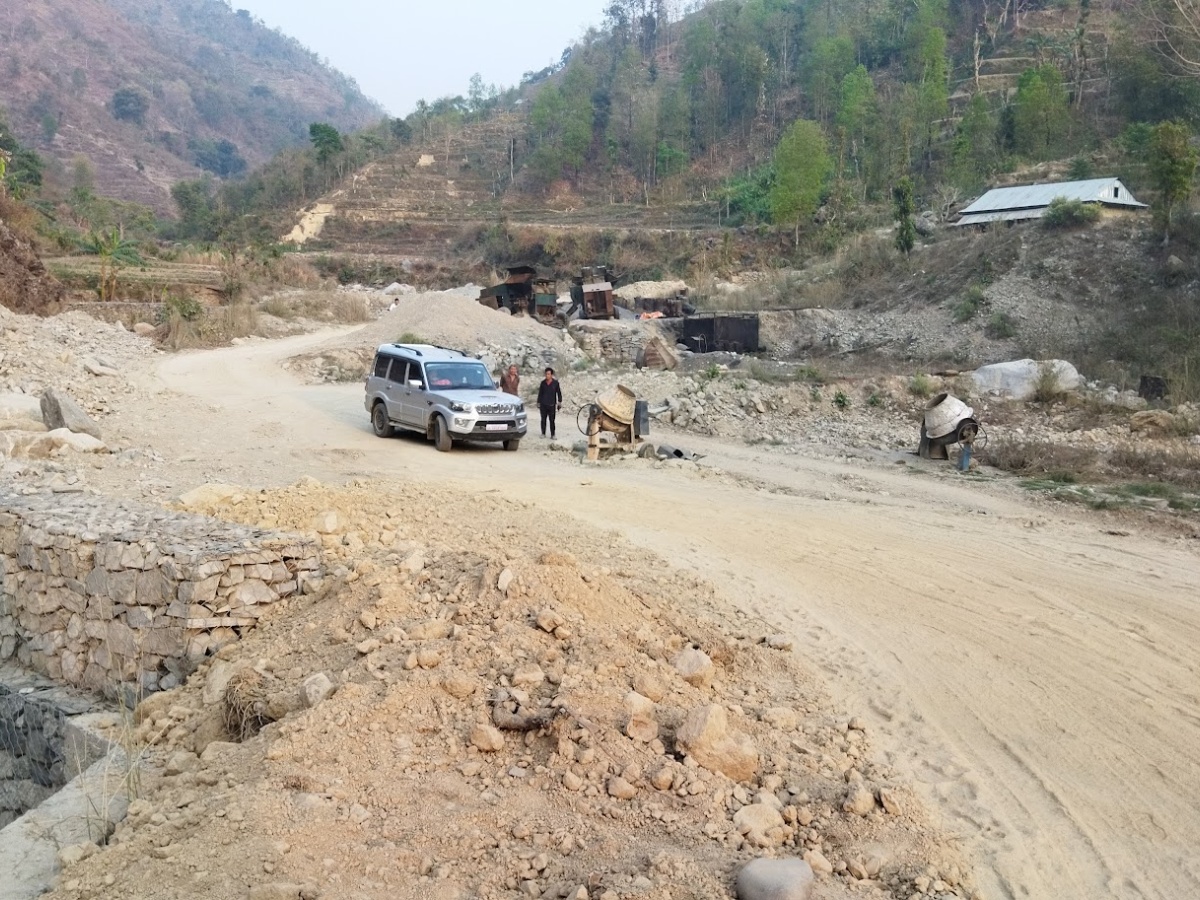 पाँच वर्षमा पनि पूरा भएन तीनखुट्टे–देवीटार सडक