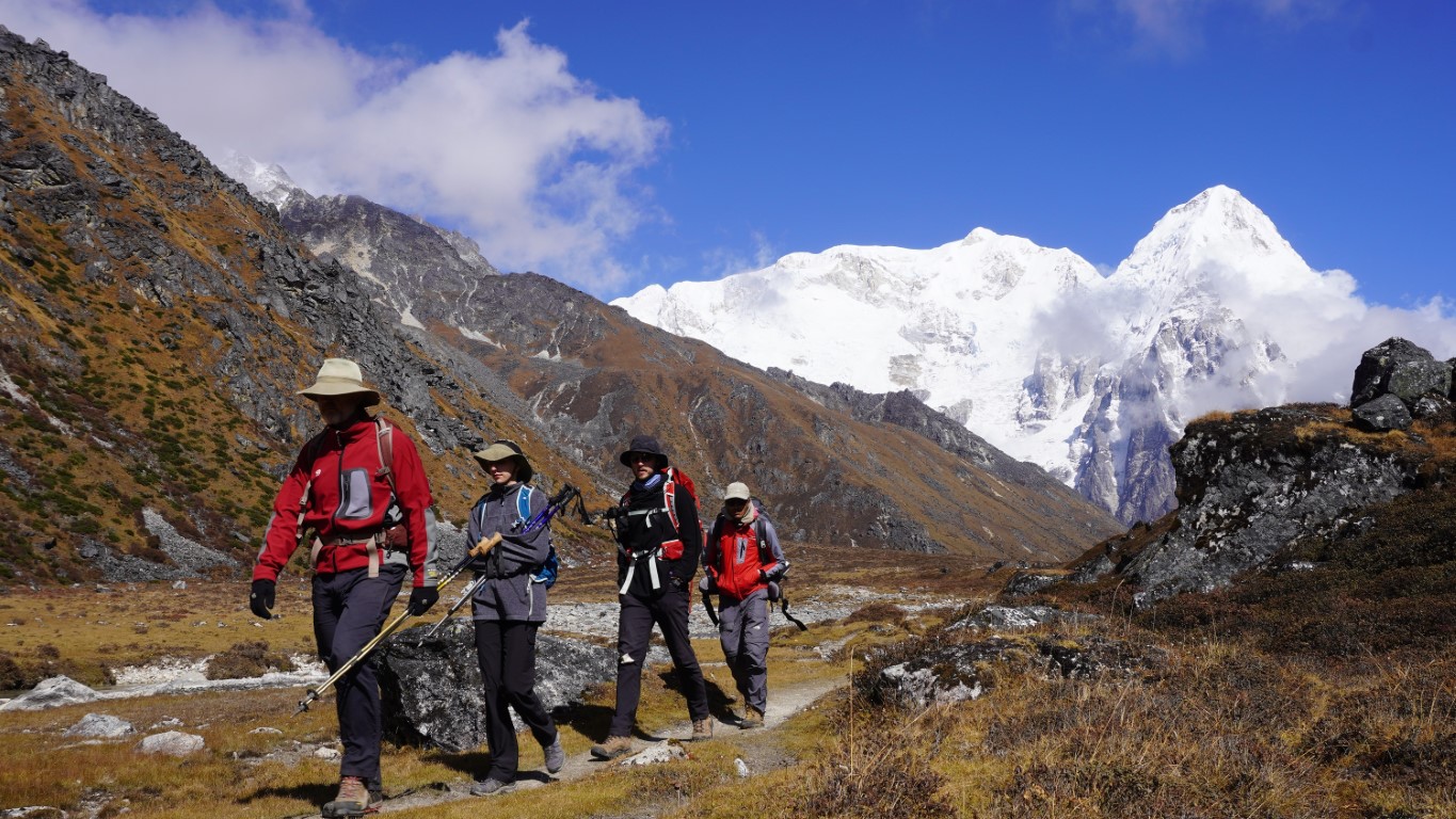 १ महिनामा ९० हजार विदेशी पर्यटकले गरे नेपालको भ्रमण