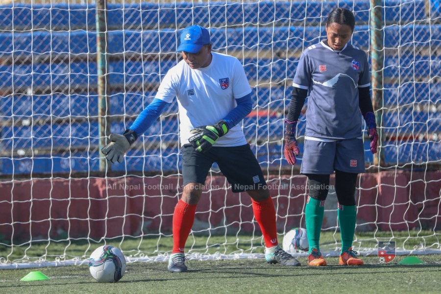 एन्फाले ८ देखि १८ वर्षका खेलाडीलाई प्रशिक्षण दिने