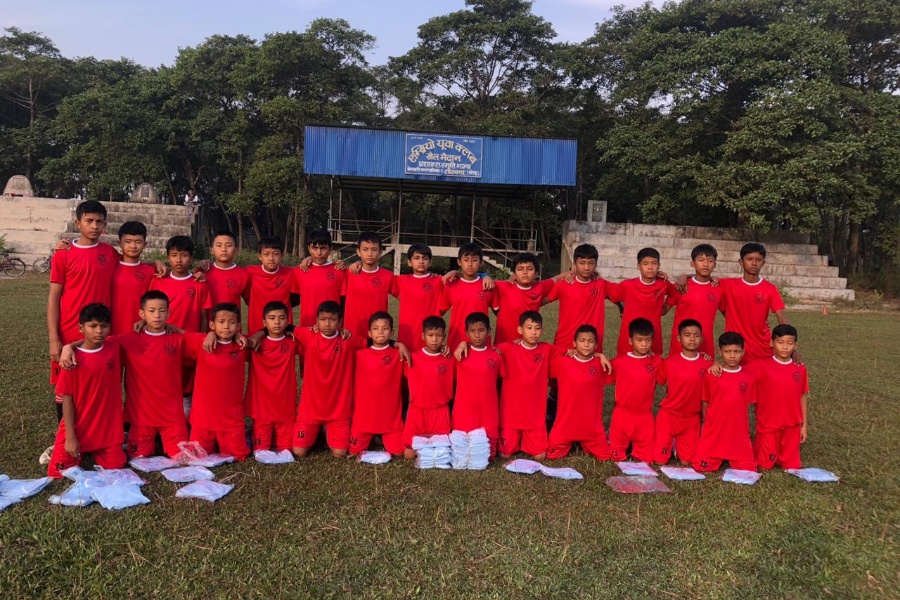 आर्थिक चुनौतीका बीच मोरङमा फुटबल एकेडेमी