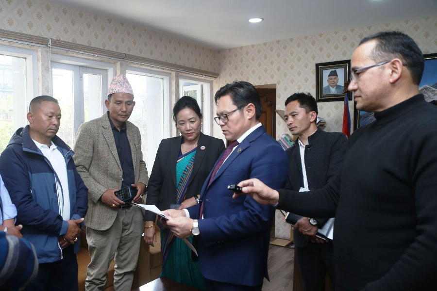 चुहानडाँडा विमानस्थलको काम अघि बढाउन माग 