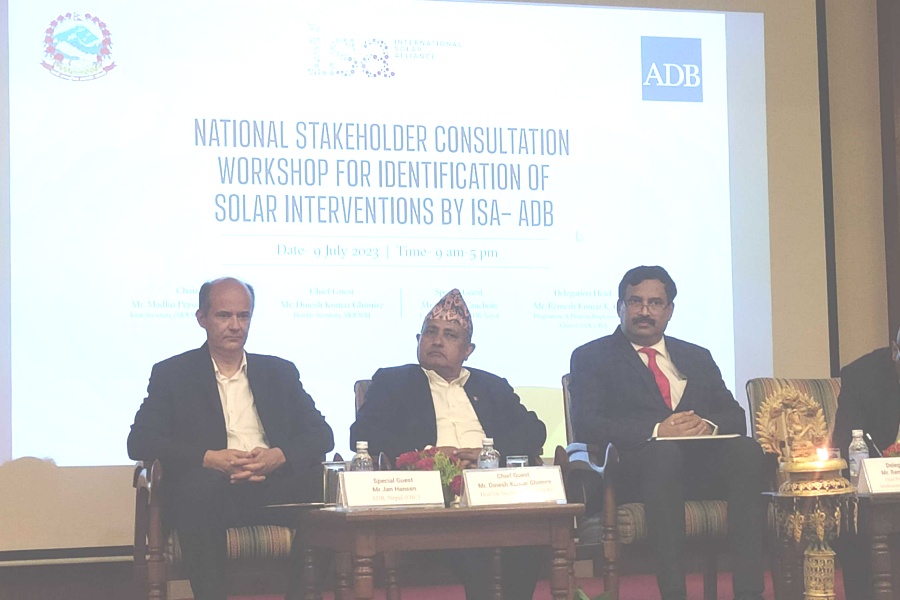 जलवायुजन्य विपत्तिबाट उत्पन्न संकट टार्न सौर्य ऊर्जालाई प्राथमिकता दिँदै सरकार