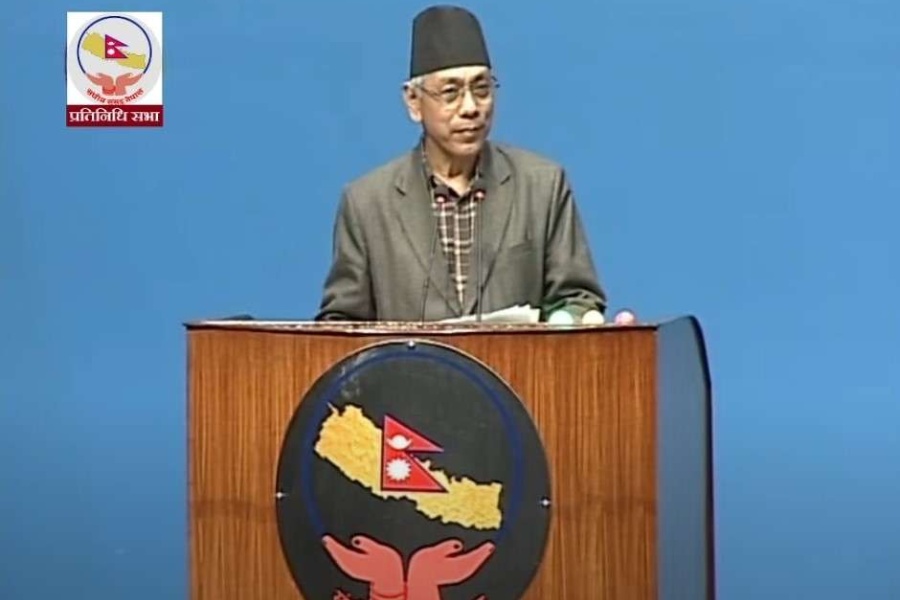 एक चौथाइ सरकारी बिदा कटौती गर्न सांसद सुवालको माग