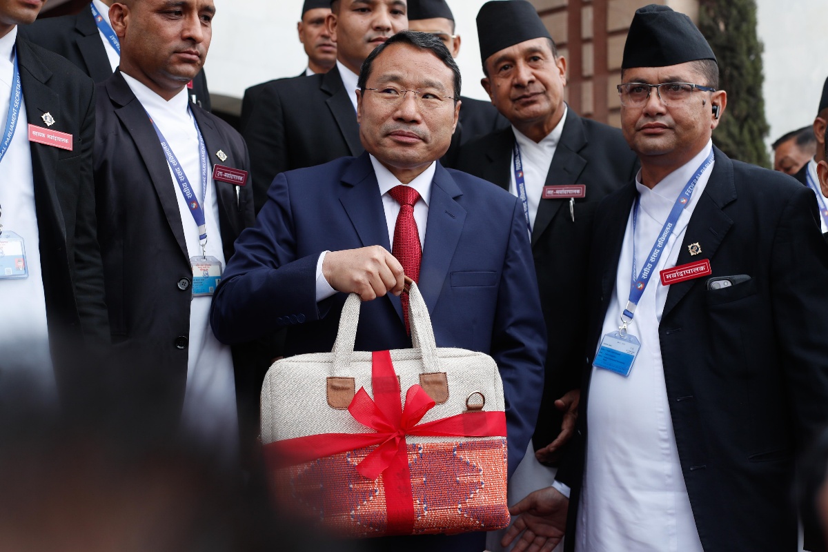 आन्तरिक ऋणको उच्च लक्ष्यका साथ १८ खर्ब ६० अर्बको बजेट