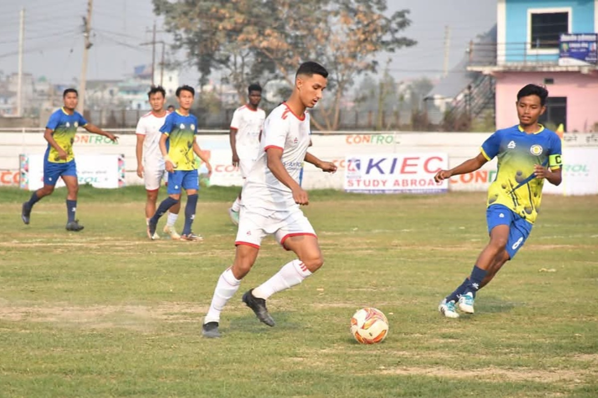 इटहरी गोल्डकपः चर्च ब्वाइजलाई हराउँदै धरान सेमिफाइनलमा