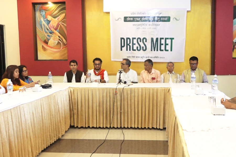 प्रदीप गिरिको स्मृतिमा काठमाडौँ–काशी यात्रा