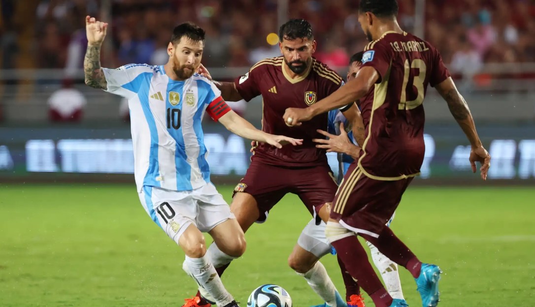 विश्वकप छनोट: शीर्ष स्थानको अर्जेन्टिना बराबरीमा रोकियो, चिलीलाई हराउँदै ब्राजिल चौँथो स्थानमा