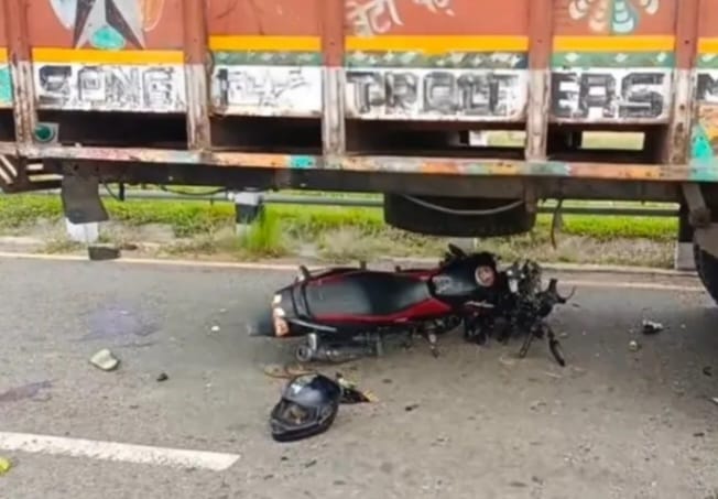 वीरगन्जमा सवारी दुर्घटना हुँदा २ जनाको मृत्यु