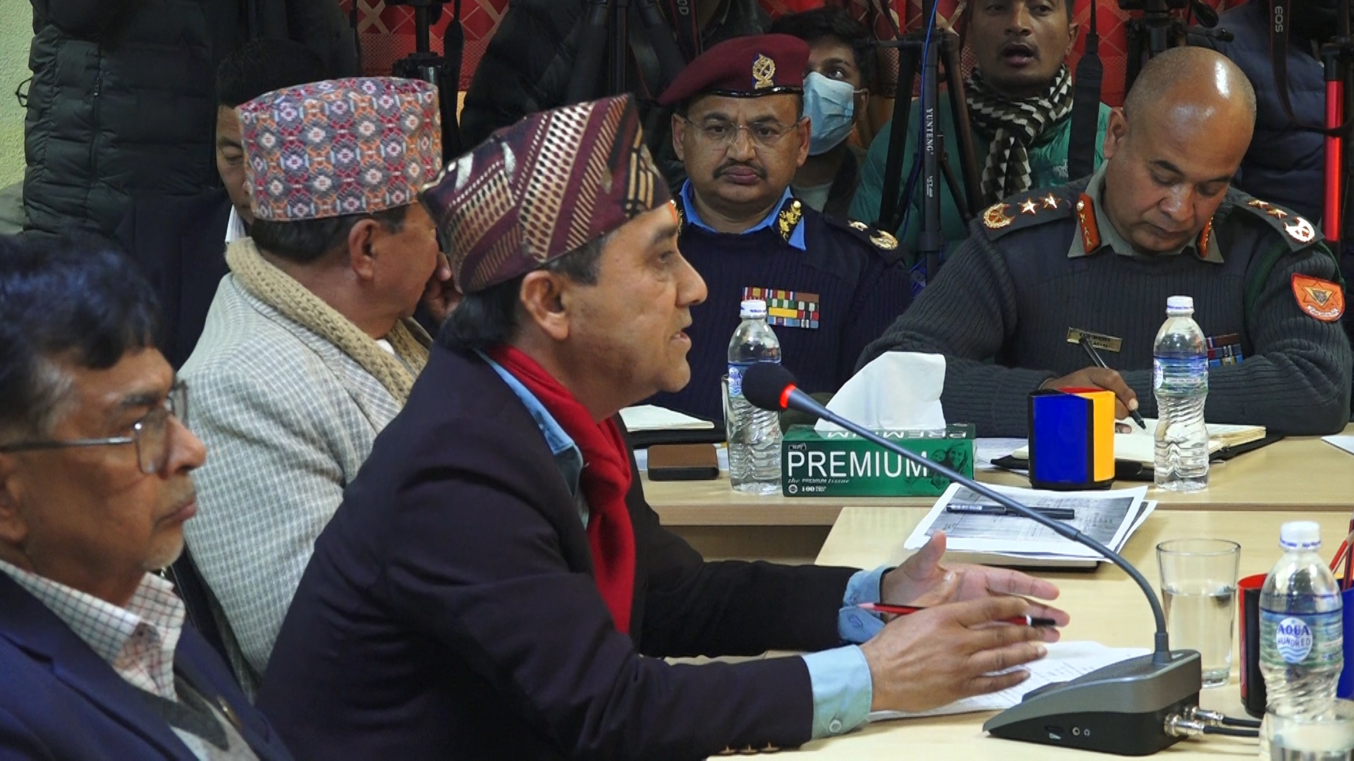 सरकारलाई विश्वप्रकाशको प्रश्न– नेपाली फर्काउन रुससँग वार्ता गर्न सक्ने क्षमता छ कि छैन?