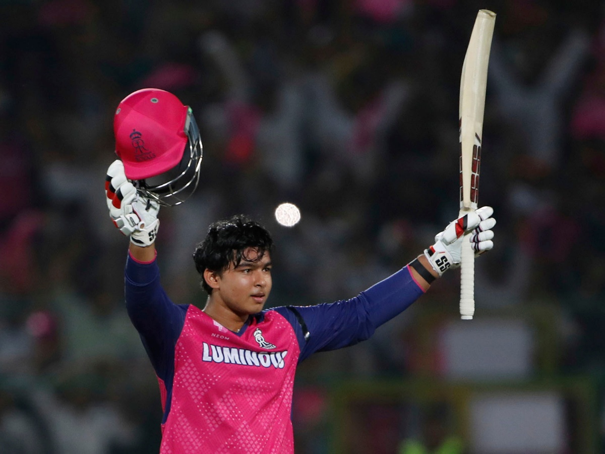 वैभवको कीर्तिमानी शतकमा राजस्थानको जित