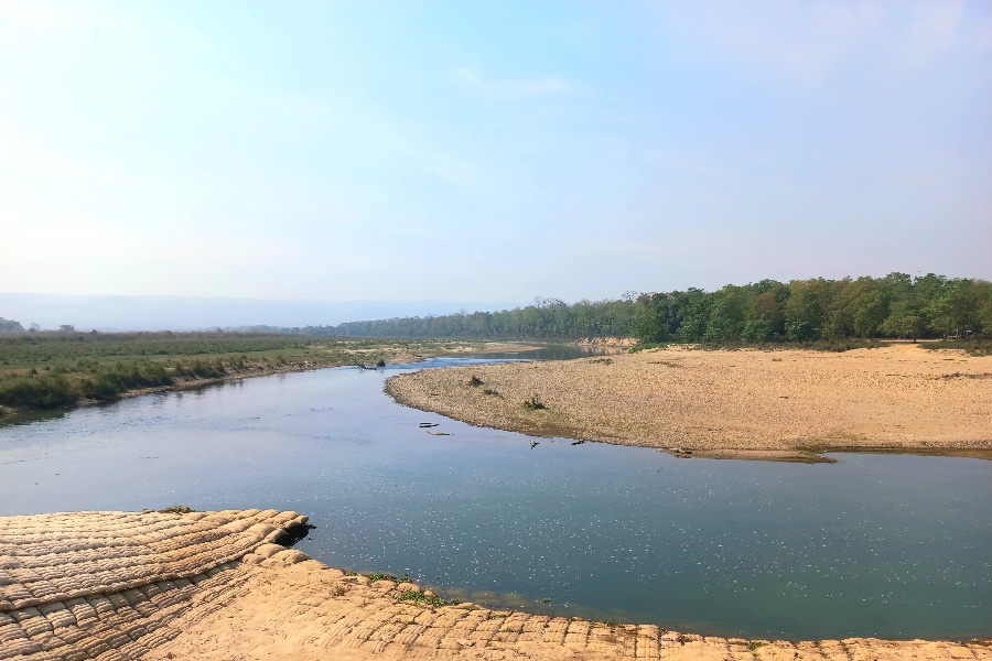 नारायणी नदीमा अधिक प्लास्टिकजन्य फोहोर